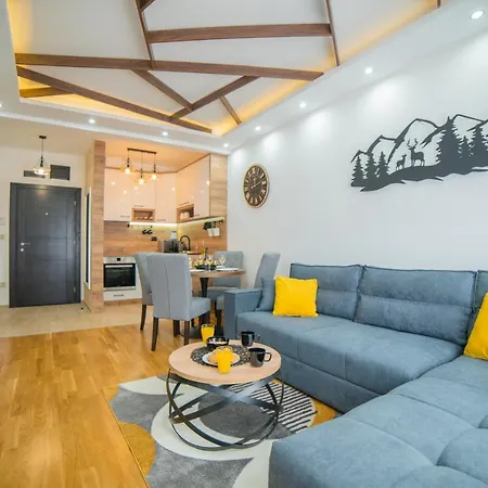 Apartment Pinewood