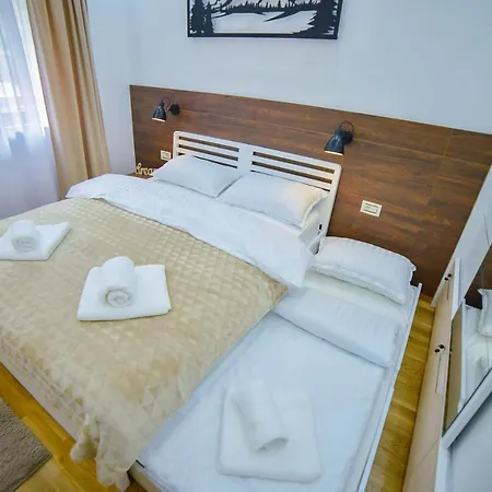Apartment Pinewood